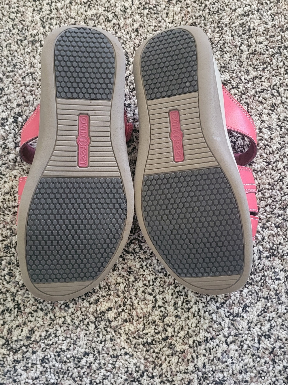 Women's Adjustable Triple-Strap Sandals - Picture 3 of 5